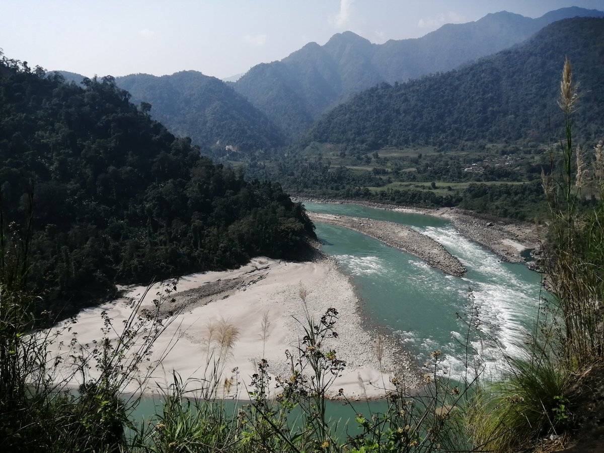 Yemne Siang confluence. Beautiful Arunachal. Great Geology. Student #Fieldvisit