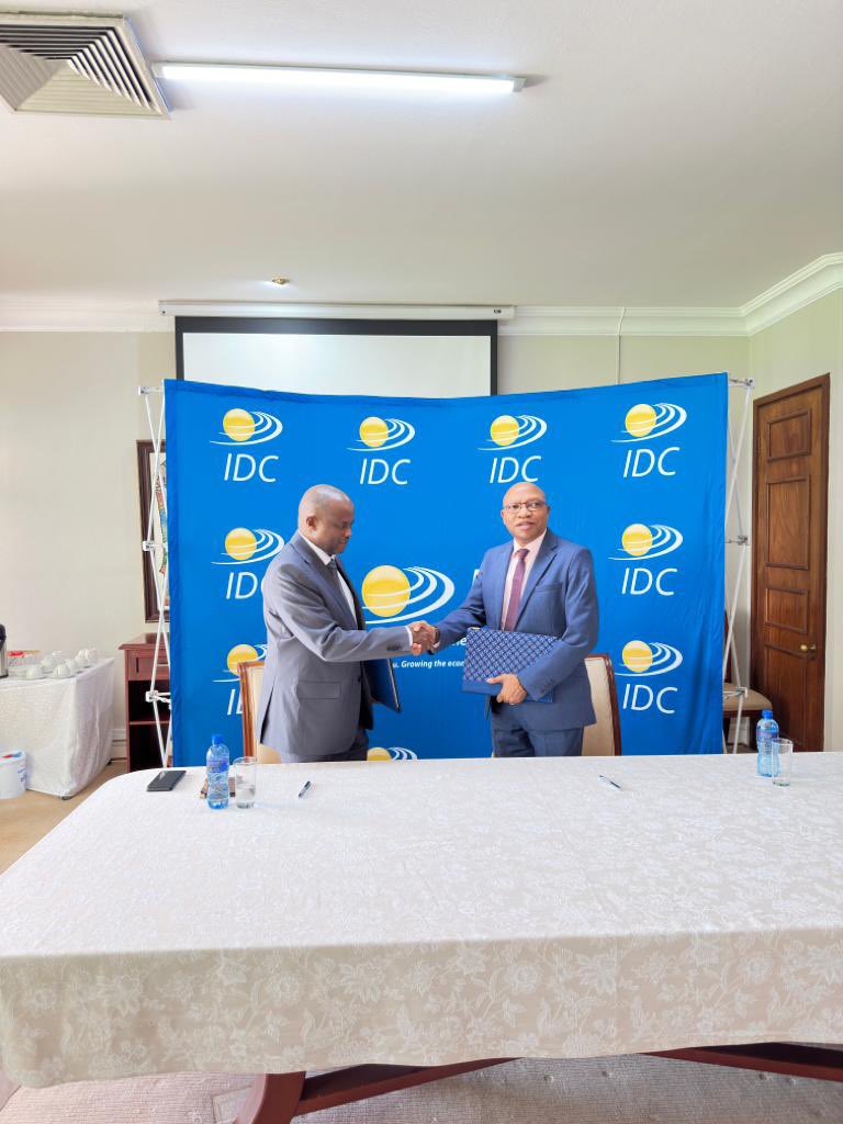 udc_uganda's tweet photo. Following the visit of @KagutaMuseveni to the just concluded South Africa - Uganda Business Forum held in South Africa. UDC entered into a strategic partnership agreement with @IDCSouthAfrica. The MOU was signed by the UDC ED @patrickbirungi1 and IDC CEO Tshokolo Petrus Nchocho. https://t.co/Sop3wqLDgU