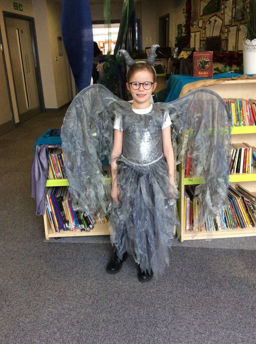 Reading@Foxfield tweet media