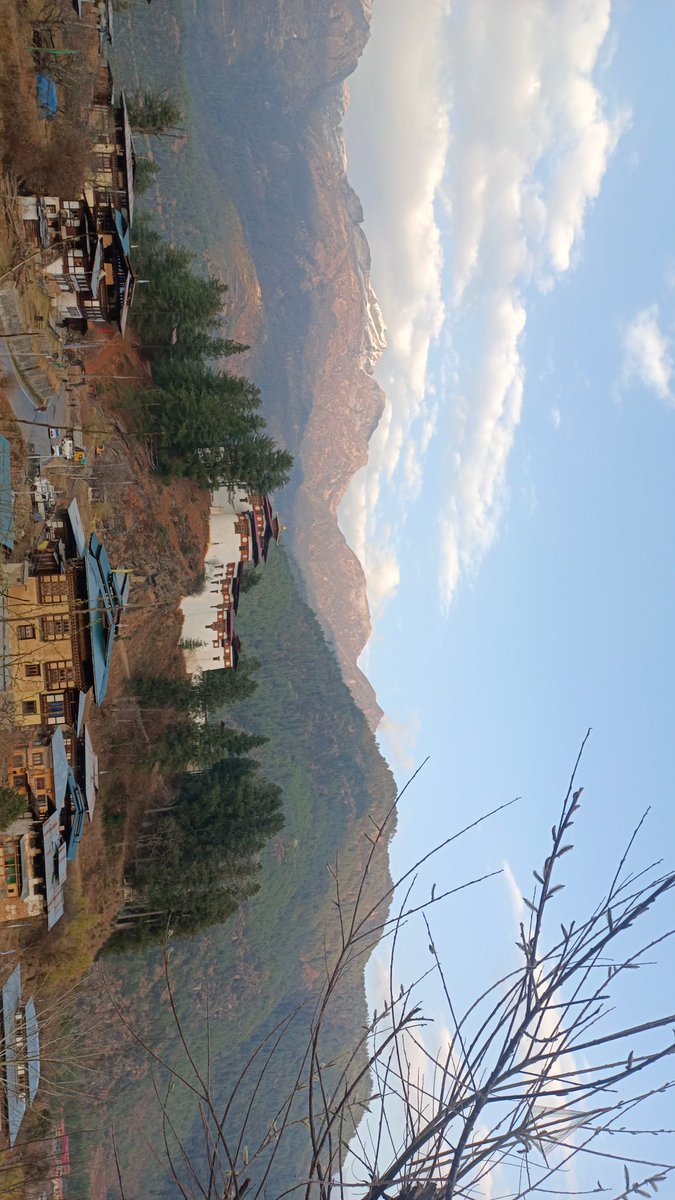 S606C's tweet photo. A place like no other ❤️ https://t.co/oj03u6ItMj