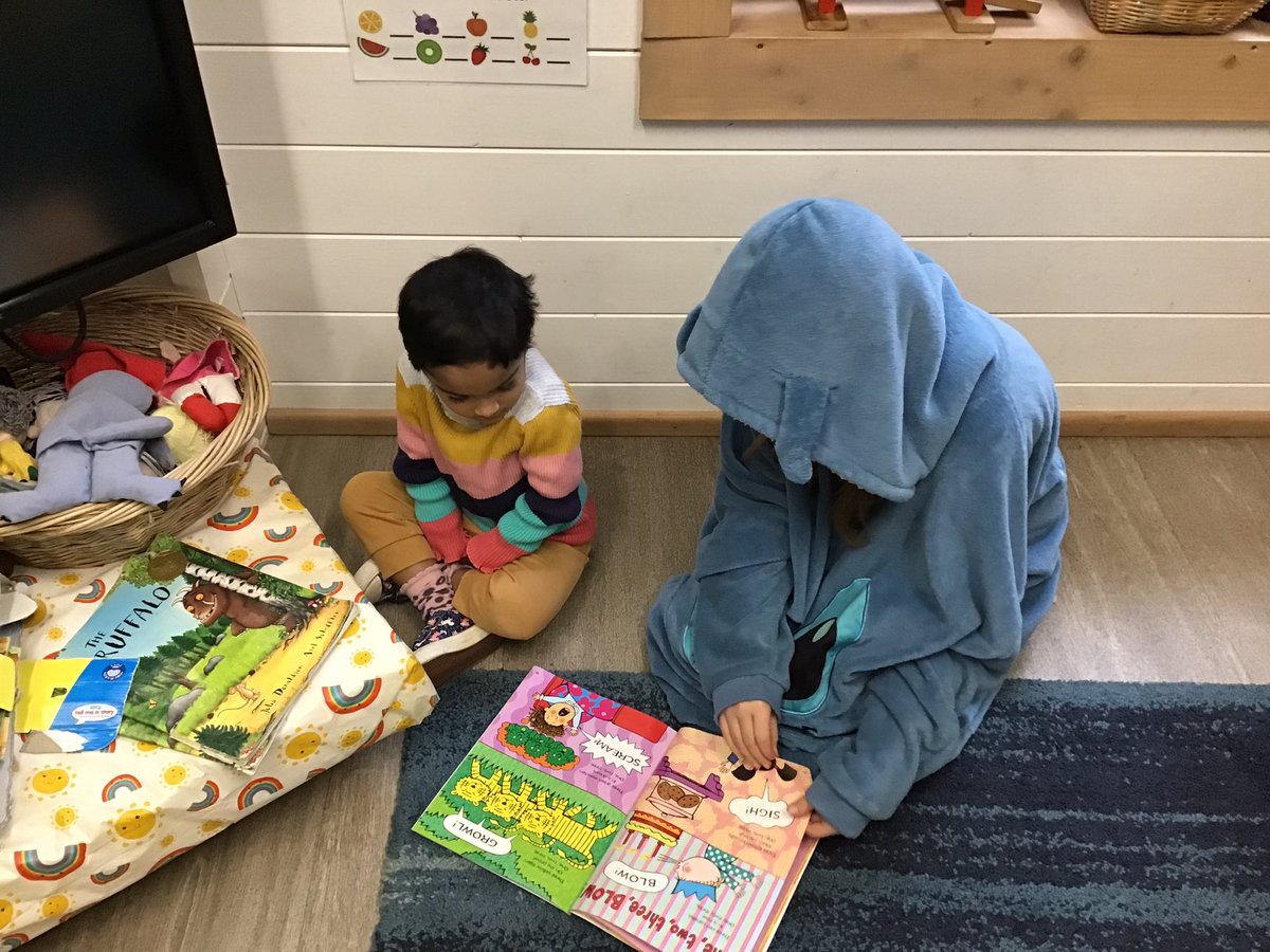 GoodrichCESch's tweet photo. Peregrine Class have been sharing the joy of books by reading to our Goldcrest children. #GSperegrine #GSgoldcrest #GSreading https://t.co/yf1HgRJnYb