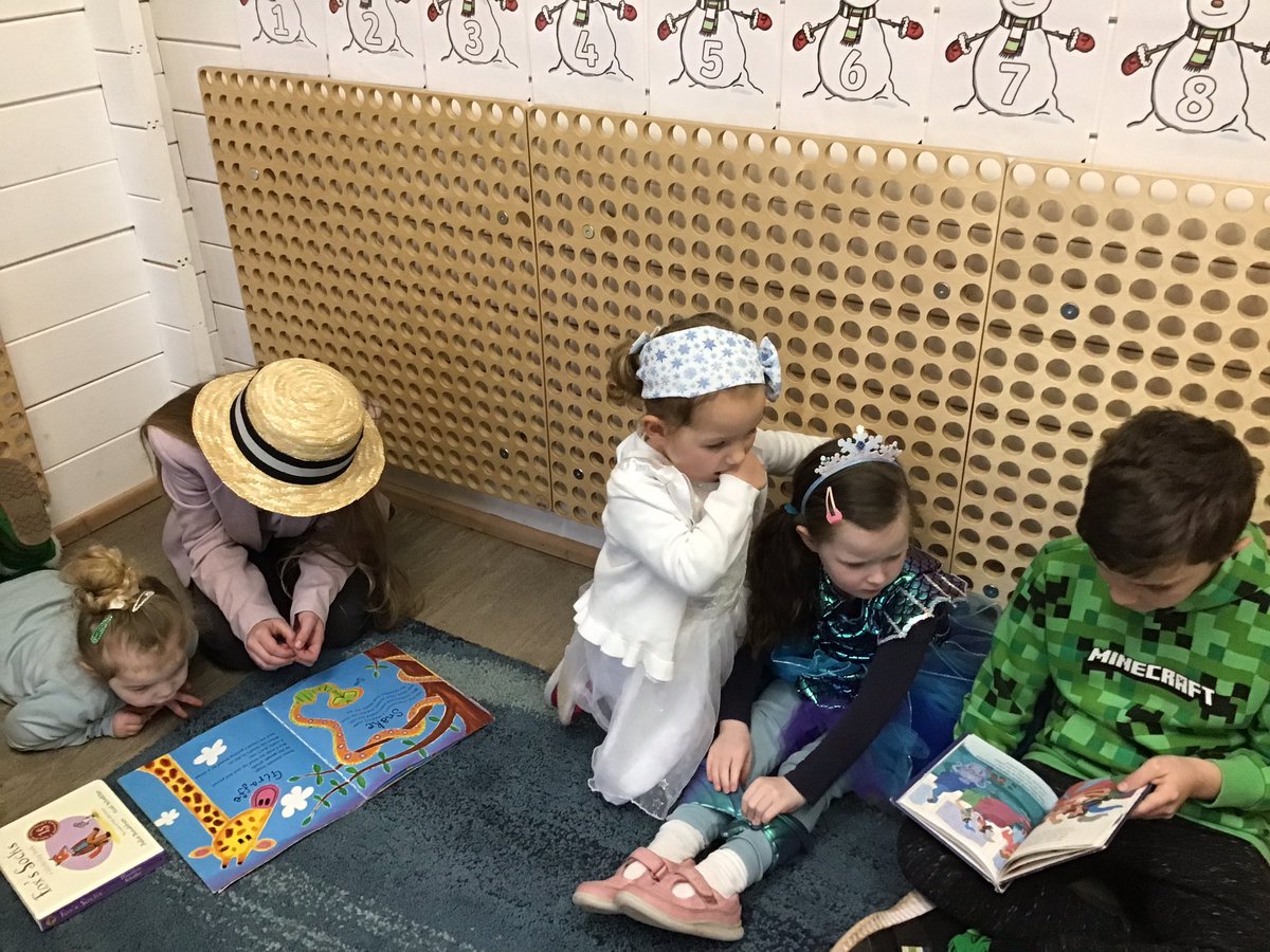 GoodrichCESch's tweet photo. Peregrine Class have been sharing the joy of books by reading to our Goldcrest children. #GSperegrine #GSgoldcrest #GSreading https://t.co/yf1HgRJnYb