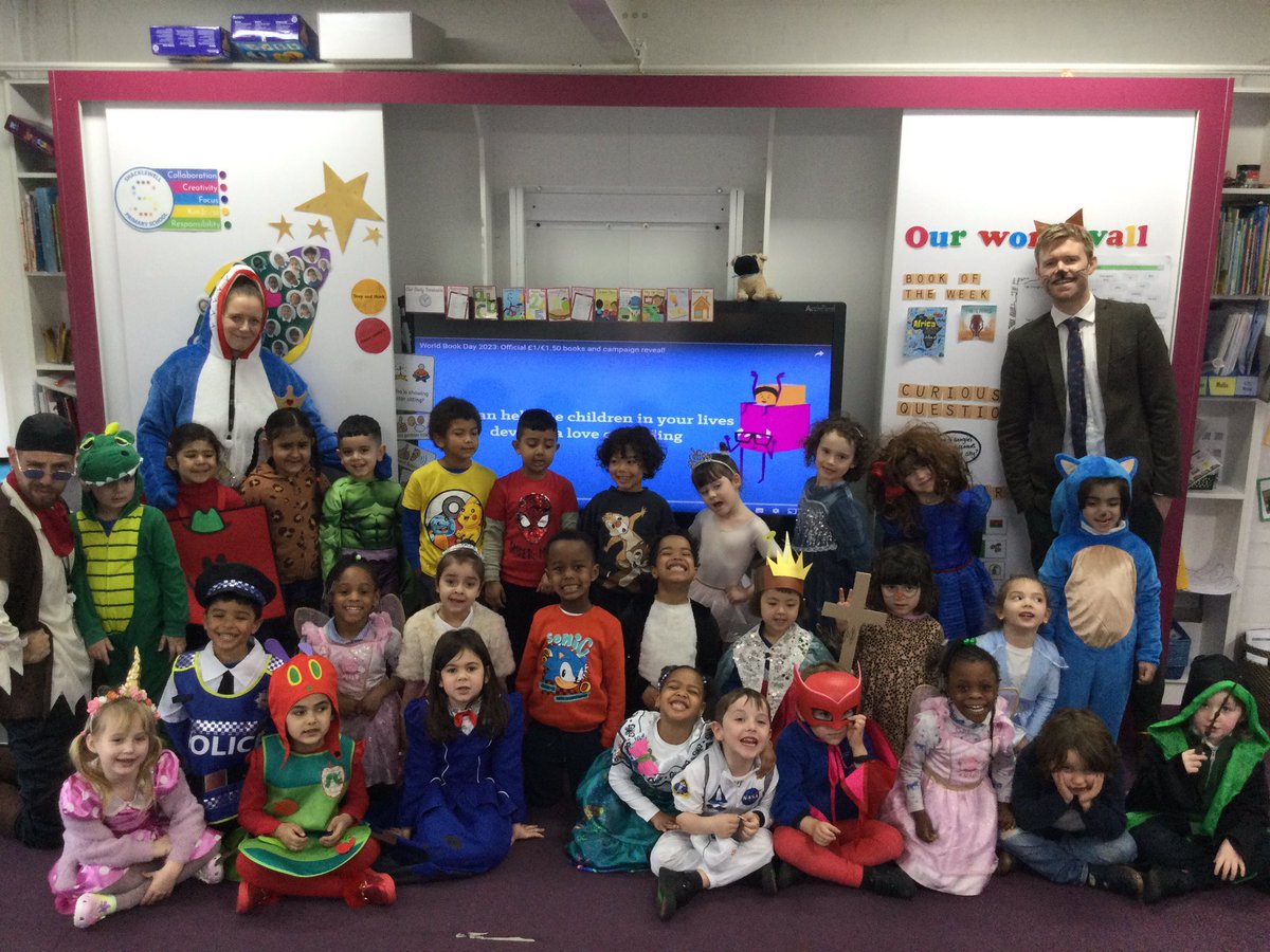 MissOconnorSW's tweet photo. Happy World Book Day Aqua Class! 💫 We had a great morning showing off our costumes, in a fashion show. 📚😀💫 https://t.co/4AROj1MX6r