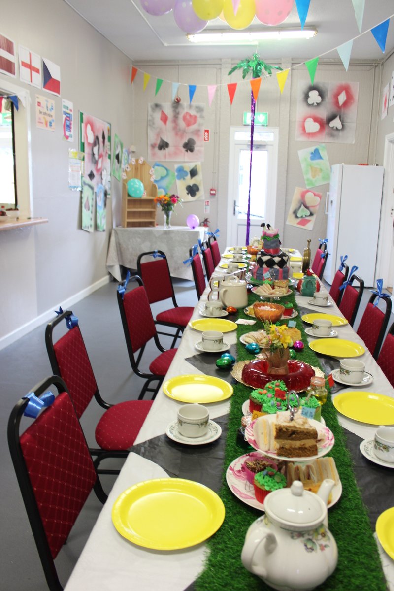 CavanYouthreach's tweet photo. Cavan Youthreach's Mad Hatters Tea Party - "The best way to explain it, is to do it" The Dodo. Well done to all the learners for designing and creating such a wonderful tea party #allabouttheprocess #crosscurricular #ETBDay #weareyouthreach #10yearsETBI https://t.co/tX0lBq5mf5
