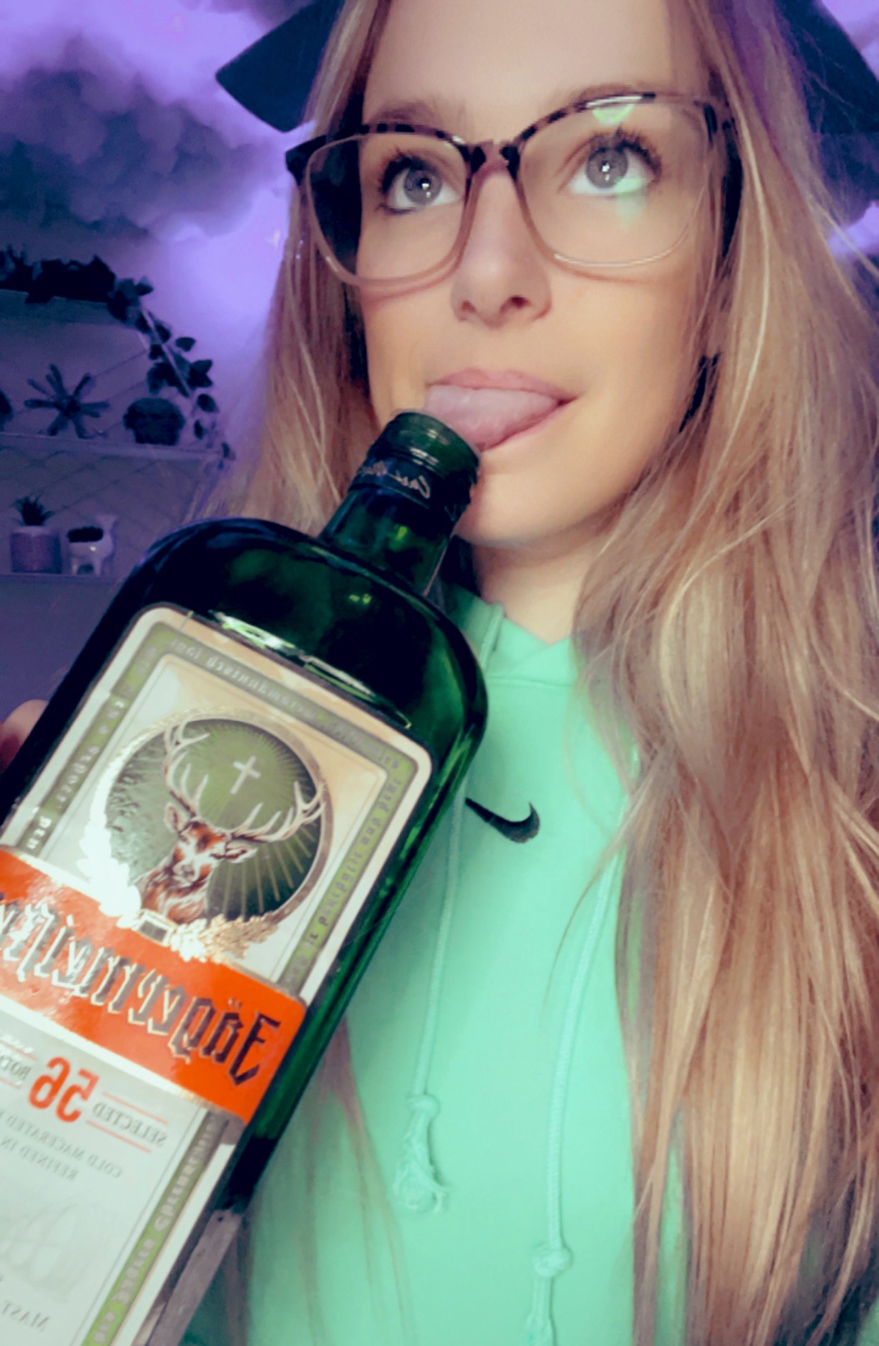 A S H L E Y On Twitter My Birthdays The Only Day I Can Drink Jager a-s-h-l-e-y-on-twitter-my-birthdays-the-only-day-i-can-drink-jager