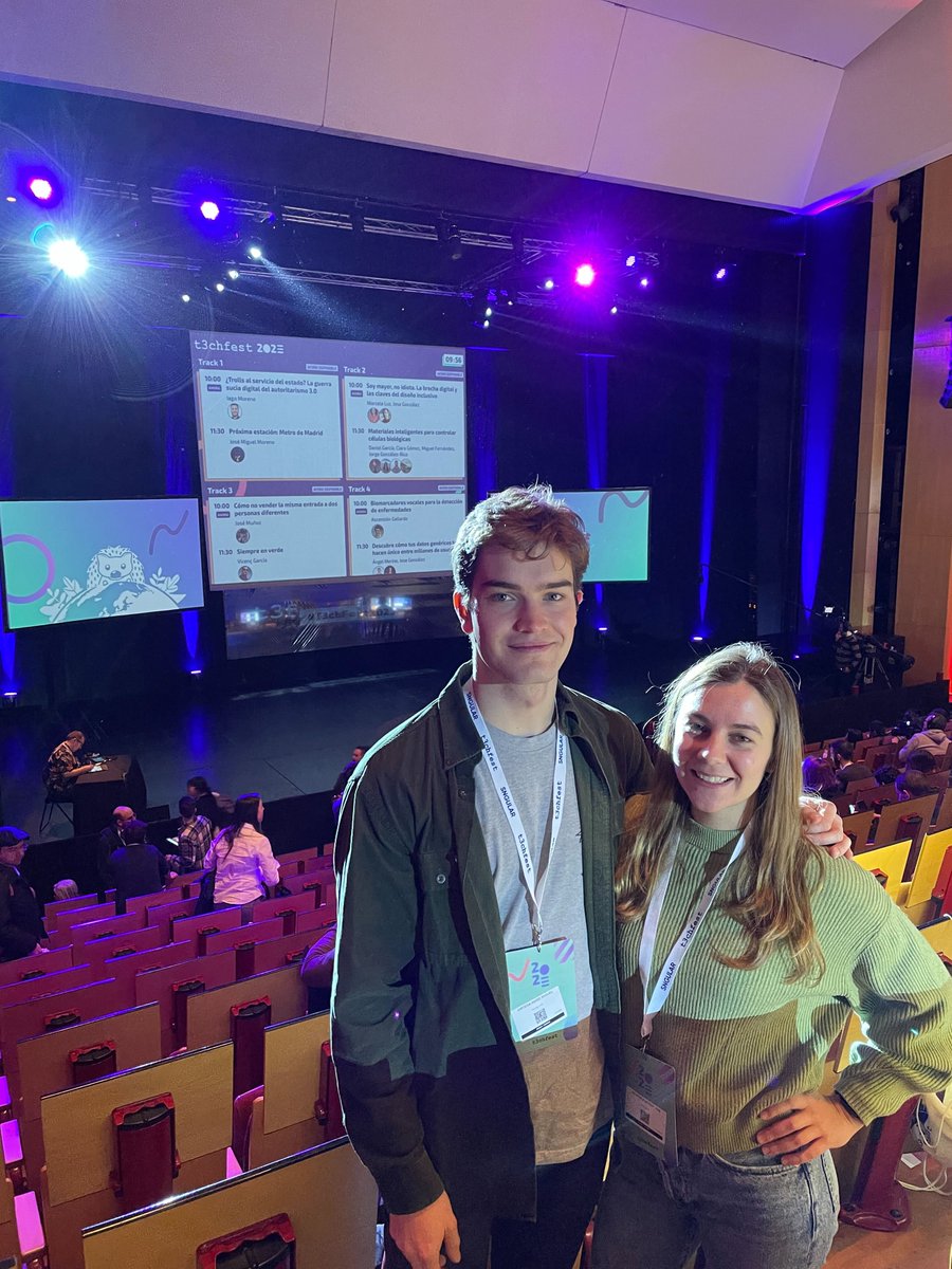 Modo tech team is enjoying <a href="/T3chFest/">T3chFest</a> 🤖👏 this week! #innovation #tech #AI #ML #T3chFest2023