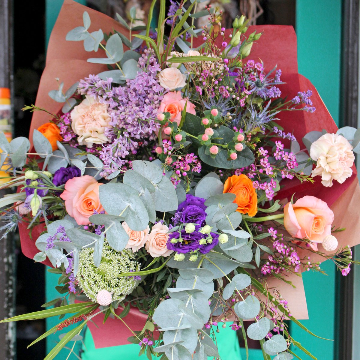 Beautiful Blossoms

This week’s incredible bouquet is a gorgeous celebration of spring.

Treat yourself or someone special - order ‘Beautiful Blossoms’ here!

Spoil Yourself with Spring Blossoms!

greendoorflorist.com/product/weekly…

#greendoorstyle