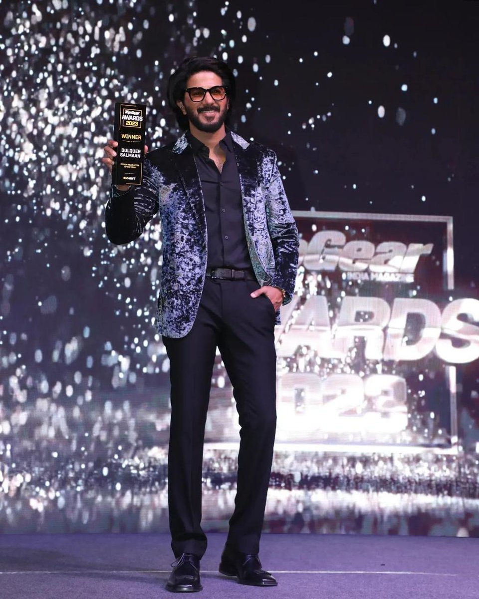 friday_patient's tweet photo. BBC TopGear India Awards 2023 for the 'Petrolhead Actor of the year' goes to Dulquer Salmaan. 😎

Top Gear | TopGear India 

#topgearawards #tgawards2023 #tgawards #topgearawards2023 #automotiveawards #bestofautomobile #thursdayThrottle #TopGearMagazineIndiaAwards2023 https://t.co/JqciiacsSy