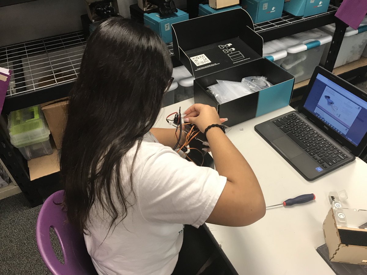 Oasis STEM Program tweet media