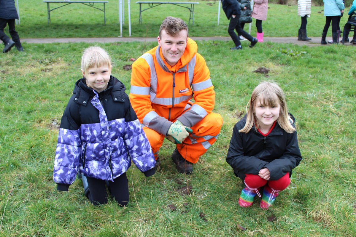 copelandbc's tweet photo. Our officers are having a fantastic time creating a community forest with school children at Rosebank, Hensingham, today. 

Around 400 trees will be planted as part of a programme to create up to 150 hectares of woodland across Cumbria.

@CumbriaCC  @CumbriaWoodland https://t.co/YPVAvhXz17