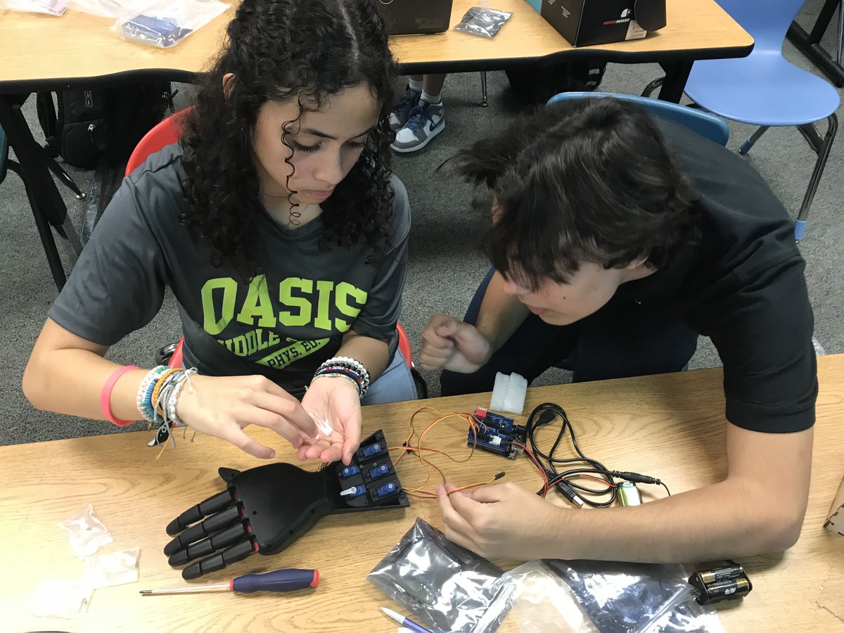 Oasis STEM Program tweet media