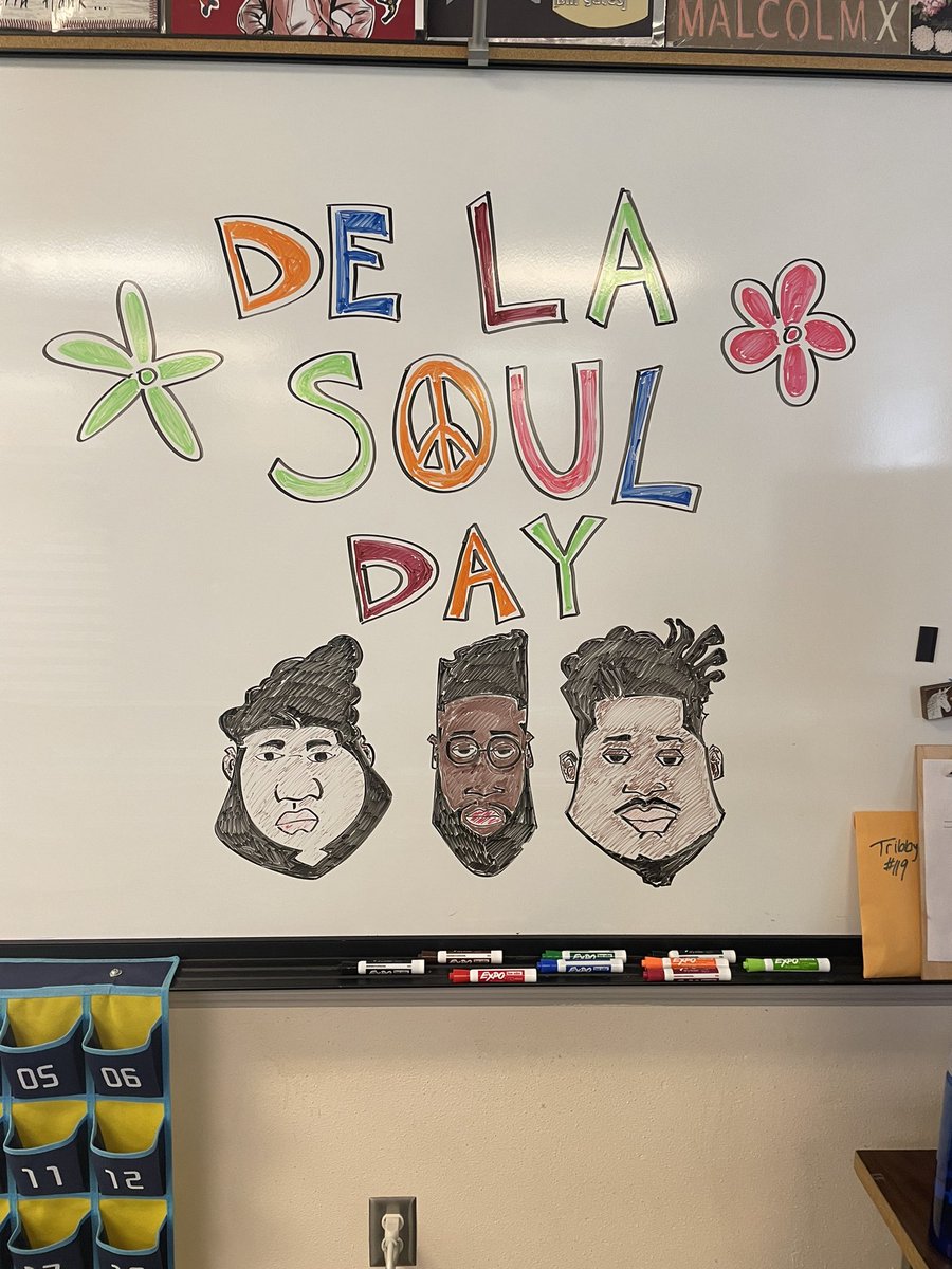 Tribby80's tweet image. It’s De La day!!!!!!! We’ll be listening all day in my room.  It might blow up but it won’t go pop
#delasoul #nativetongues #plugwon #plugtwo #plugthree 
@PlugWonDeLaSoul