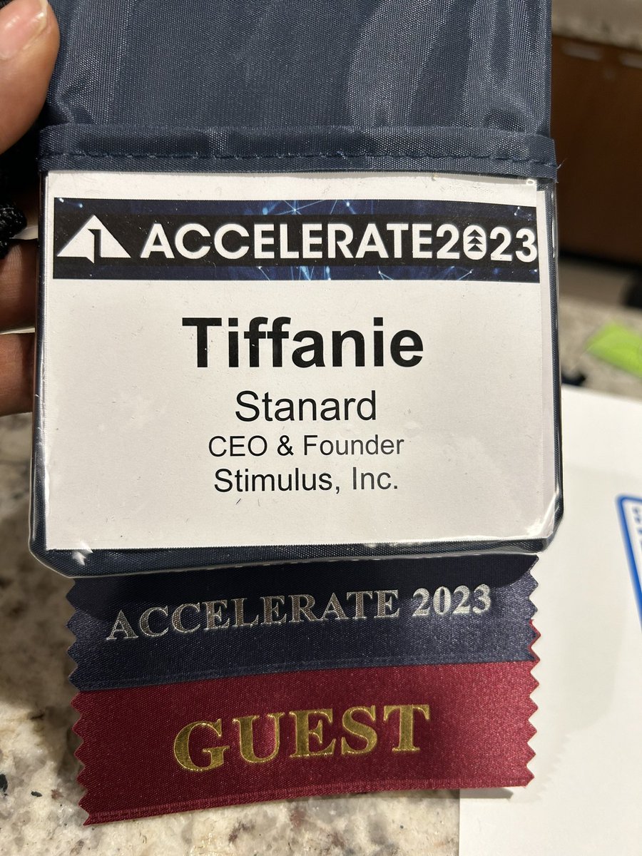 It’s been a packed wk in Cali…needed conversations b/t corporate procurement leaders & suppliers at the Diverse Manufacturing Supply Chain Alliance - #DMSCA conference. 🙌🏾 Great spending the wk w/ @getstimulus Investors @refashiondvc @brianlaungaoaeh #supplychain #accelerate2023