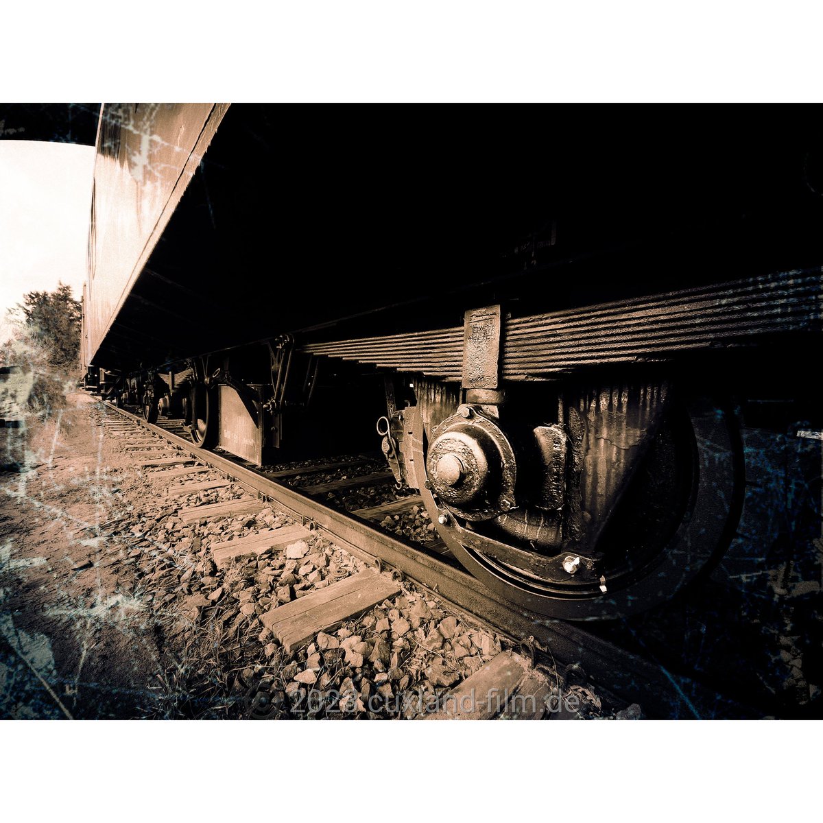 MichaSehlmeyer's tweet photo. Museumseisenbahn Bad Bederkesa
#beers
#eisenbahn #theatre #rail
#lightroom #railway
#blackandwhite #colors #blackandwhitephotography #wirfüreuch #wirfüreuchunterwegs #wirfüreuchdabei #cuxland_film #cuxlandfilm #fotografie #foto #fotographer #foryou #colorcreators https://t.co/PdqPhTfeC6