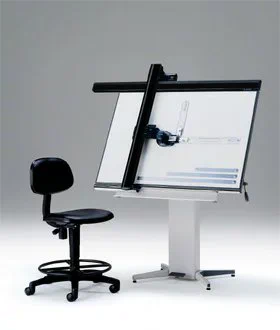 @y_yujirushi 昔触ったことがある斜めになる机 