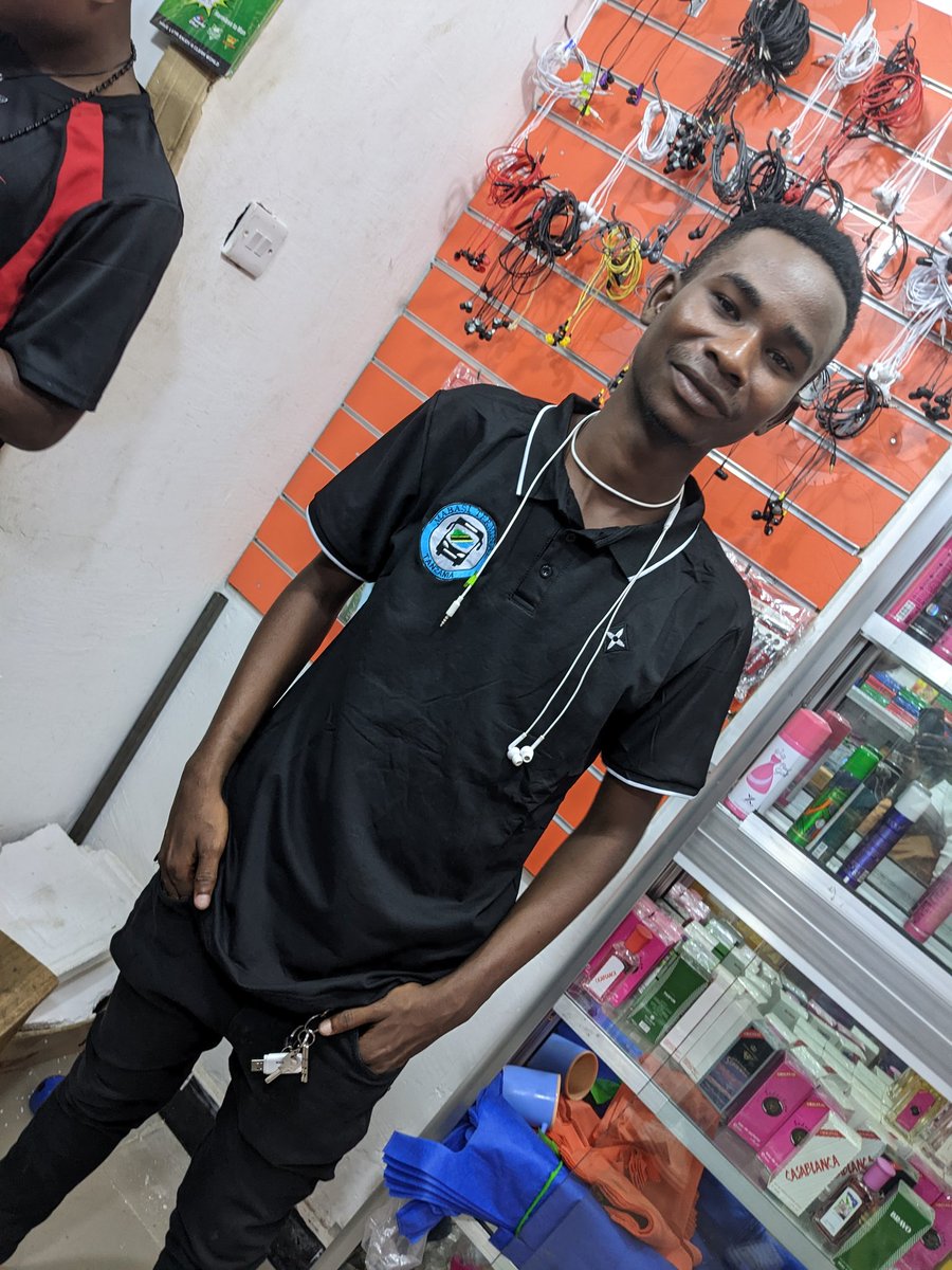 kirigitim's tweet photo. Quote: Tumeumbiwa Sisi hii Dunia! Lkn Sisi Hatukuumbwa kwaajili Ya Dunia!! π
@DirectorMakerm2 na unyama wa #MTππ₯
#WANAZI2023 #WANAZI_TSHIRT #TZ255 https://t.co/KQ0tXlOprg