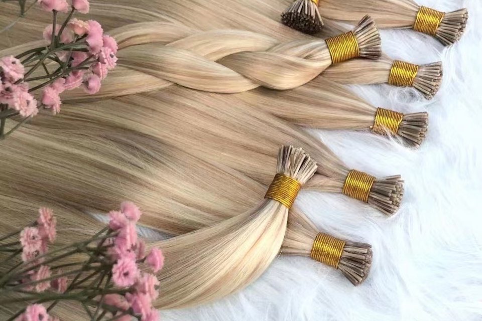 BobMuyiHair's tweet image. Cuticle intact I Tip hair extensions 
👉factory wholesale price 
👉OEM Service 
👉Sample order supported 
#hairextensions #itipextensions #sticktip #salonsupplies #hairfactory
