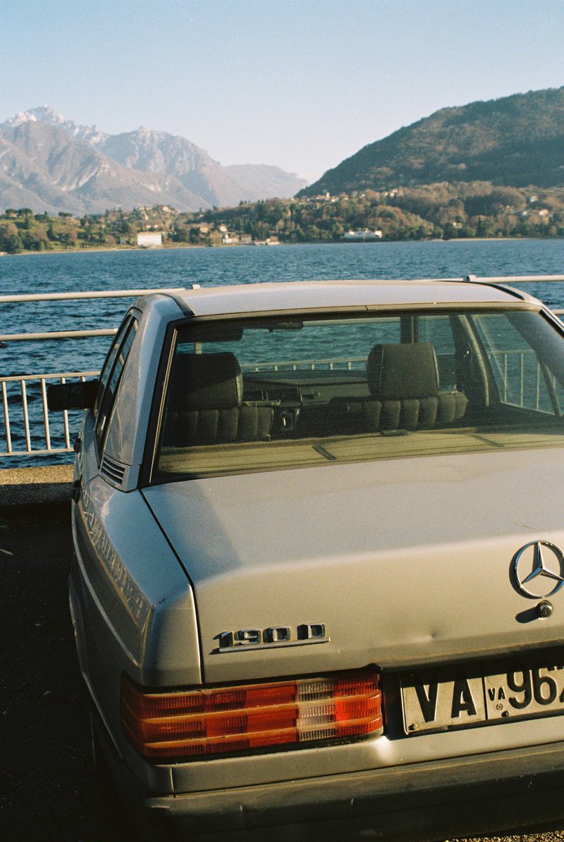 bux0o's tweet photo. 🎞️Lake Como in 35mm 🎞️ https://t.co/PoTeOm3ROE
