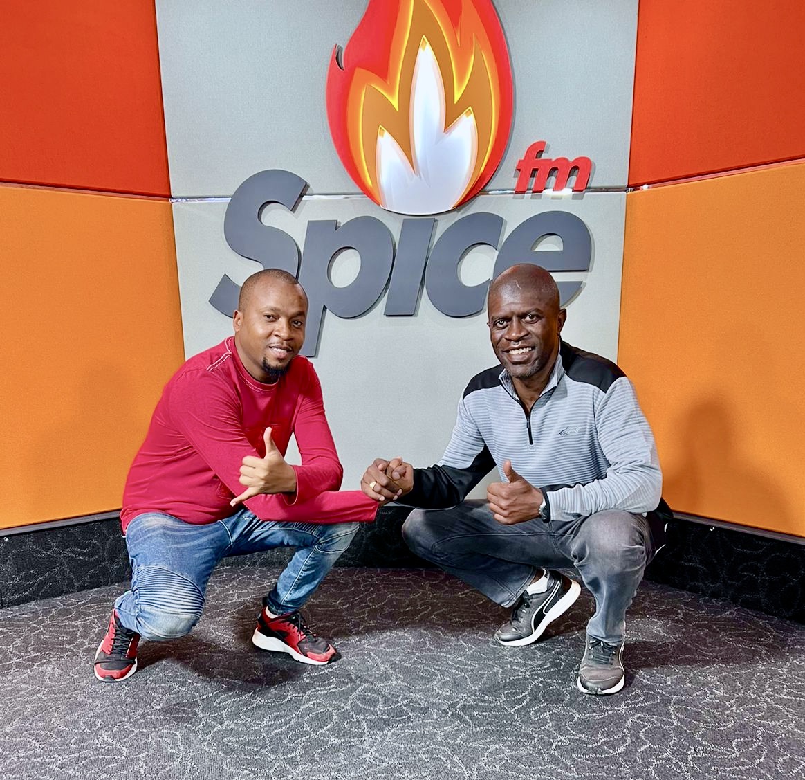 SpiceFMKE's tweet photo. Thank God it's Friday! Join @edwardkwach and @am_djabstrakt on #SpiceDrive 3pm - 7pm. https://t.co/FqoQ9DJdsC