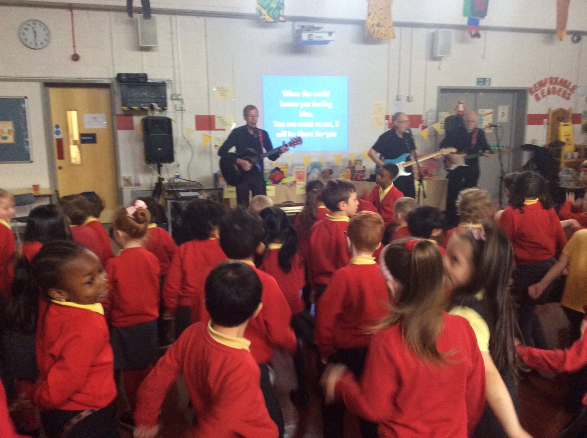 Year One Phoenix Primary tweet media