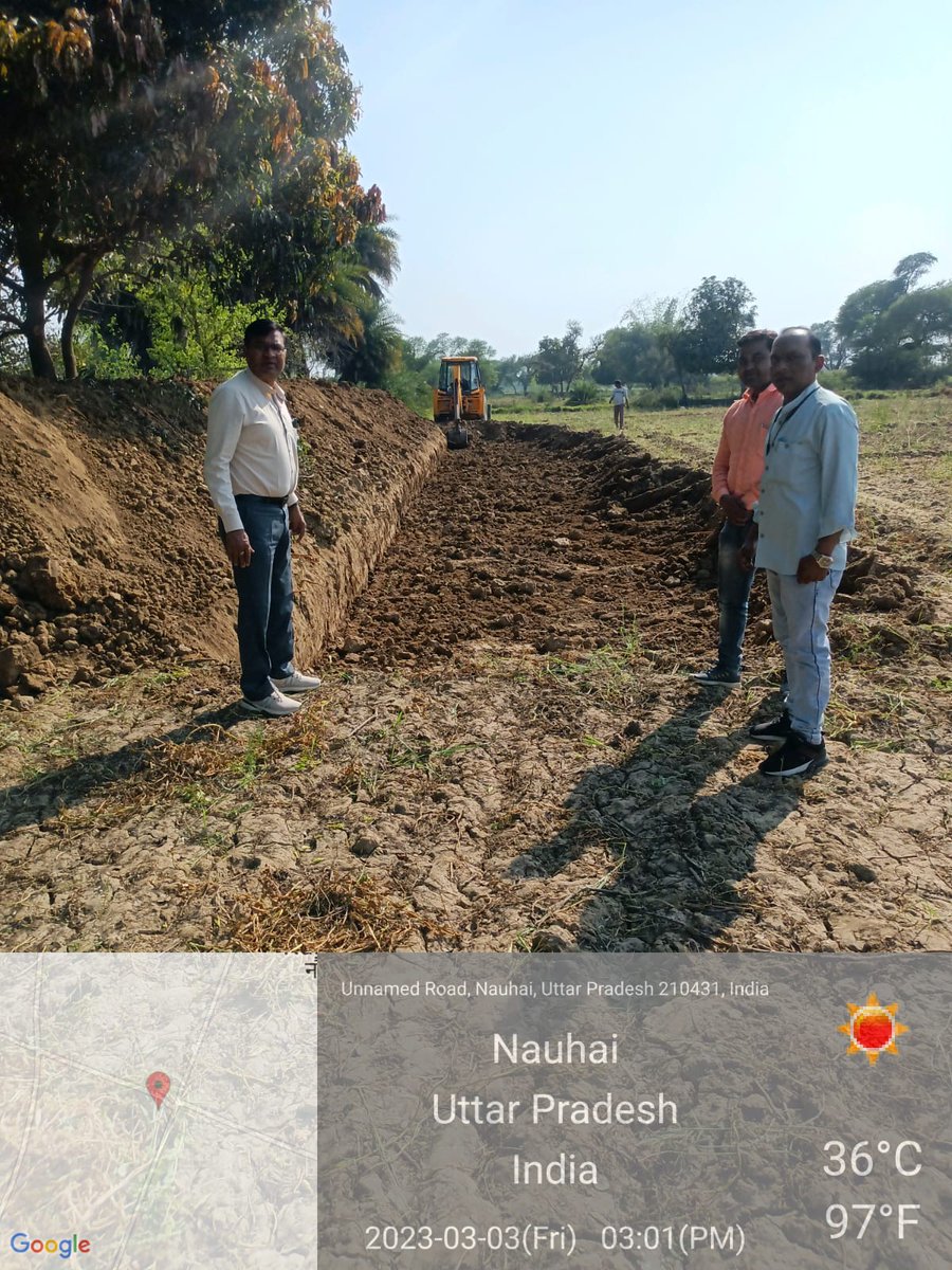 जनपद हमीरपुर मे वर्ष 22-23 मे प्रधानमंत्री मत्स्य सम्पदा योजना अंतर्गत  बायोफ्लॉक तालाब  के लाभार्थी श्री जगदीश प्रसाद पुत्र श्री रामेश्वर निवासी ग्राम नोहाई   का कार्य आरम्भ/ निर्माणाधीन बायोफ्लॉक तालाब  का निरीक्षण करते हुए उप निदेशक मत्स्य, झाँसी महोदय