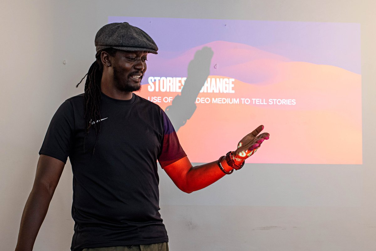 UPPAward's tweet photo. ๐น: Concluding our 5 day long Stories4Change event, we are thrilled to feature Lawrence Musoke (@badstyleUG) as he delves into videography.
#Stories4Change #videography #WhyVideo #MobileFilmmaking https://t.co/XS2wQbyl9O