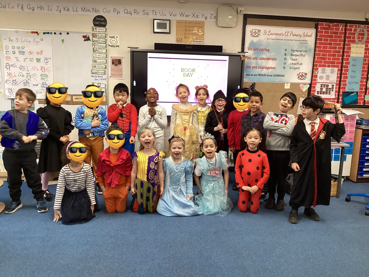 AHT_STL's tweet image. Happy World Book Day from Butterfly class! 🦋 #stlreading @stlaws_school