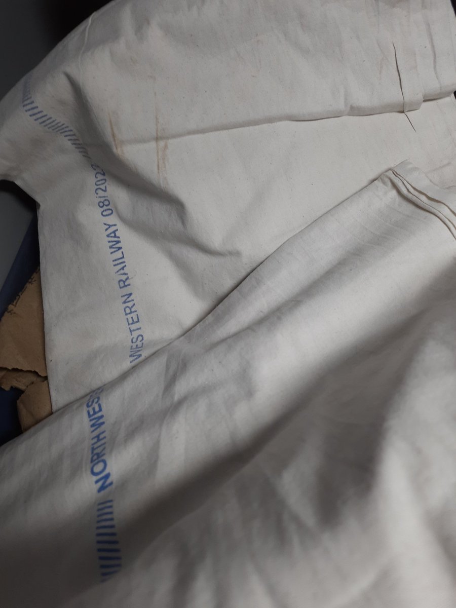 Hi 
I am trawelling in train No. 12995 and I am showing the level of cleanliness in train plz have a look <a href="/IndianRailMedia/">🚂🇮🇳IndianRailMedia 🇮🇳🚉</a> <a href="/AshwiniVaishnaw/">Ashwini Vaishnaw</a>