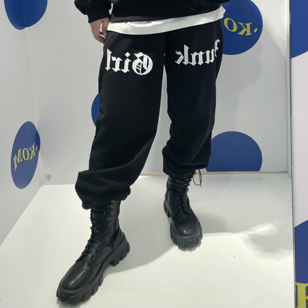 dot_kom_109's tweet photo. ❤️CLUT STUDIO❤️

                 NEW ARRIVAL⚡️
パンクガール SWT   BLK   税込¥9,790-
 パンクガール PT    BLK   税込¥11,000-
                  
                    @clutstudio 

 #clutstudio #클럿스튜디오  #地雷 #渋谷109 #渋谷 #dotkom #dotkom渋谷 https://t.co/SxCs7fJTus