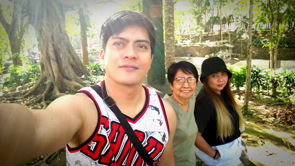 mcneilamandy's tweet photo. Wewe time na fam. - Bato Springs Resort, San Pablo, Laguna. #BatoSpringsResort #Calabarzon #LagunaVolcanicFields #geotourism #tuffs #basalt #andesite #vadose https://t.co/pwy1JWyjC6