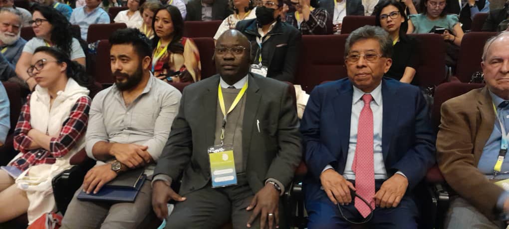 FHRI2's tweet photo. Dr. Sewanyana is in Mexico attending the Global Forum on Modern Direct Democracy discuss state of Global governance in Mexico City,Mexico,2023. https://t.co/7cJkqMm0xB