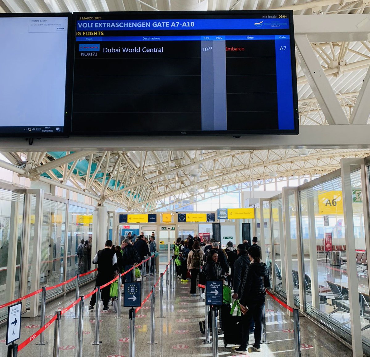 🛫READY FOR DEPARTURE TO DUBAI
🌎Airline: Neos Air 
✈️Aircraft: Boeing 738
⌨️Registration: EI-GRJ
📍Location: OLB/LIEO
🔛Route: OLB - DWC