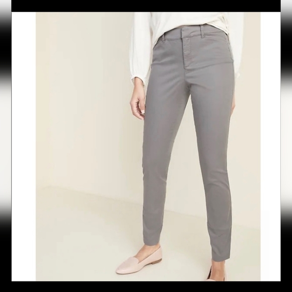 roxyux's tweet image. So good I had to share! Check out all the items I'm loving on @Poshmarkapp from @dnavarrete #poshmark #fashion #style #shopmycloset #croftbarrow #oldnavy: posh.mk/dURHpemwRxb