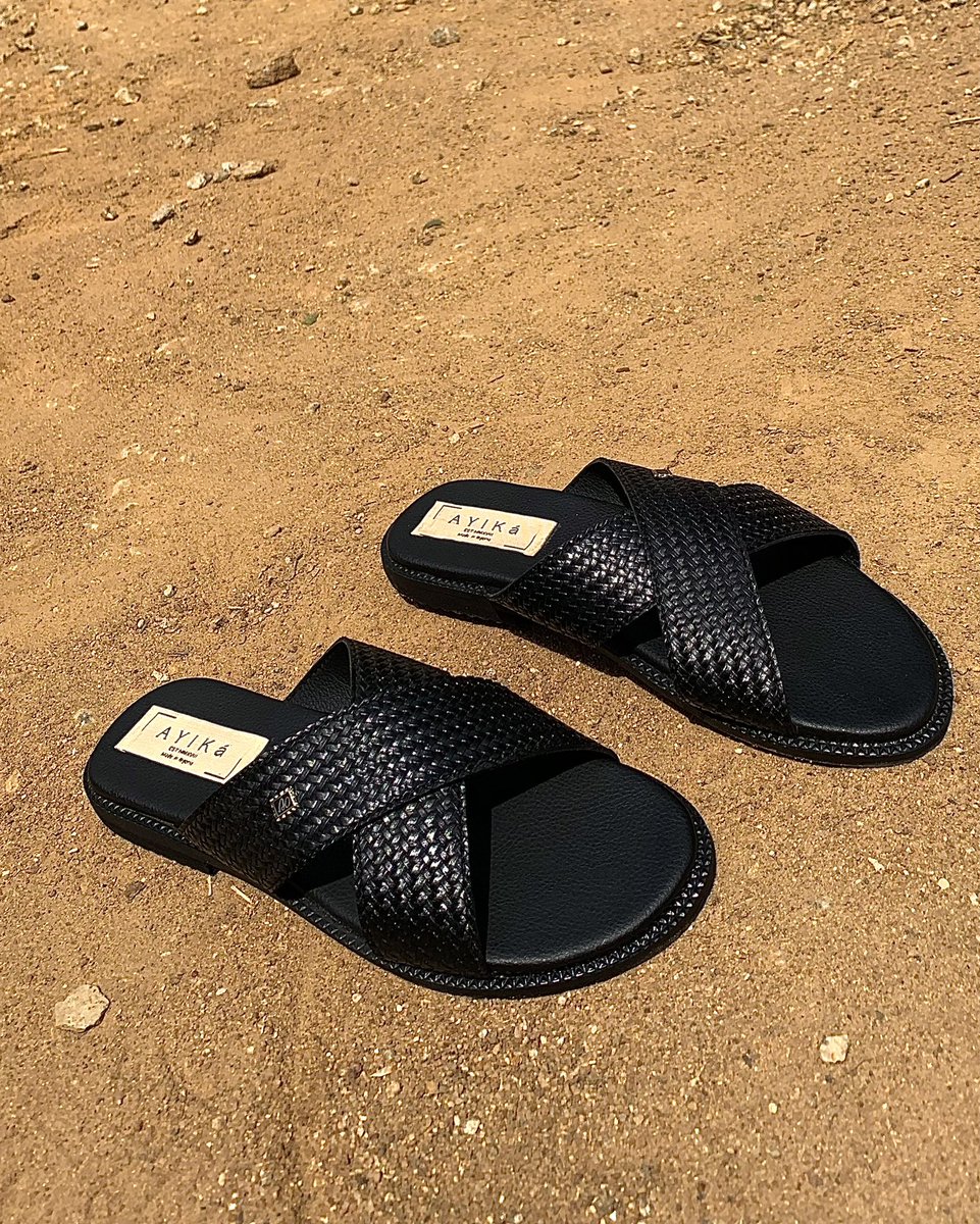 ayika__'s tweet photo. Ayika handmade slippers 
Available in preferred size and color 
price :9500

#AbujaTwitterCommunity 
pls help retweet 🙏🏾 https://t.co/3zuJjMYBec