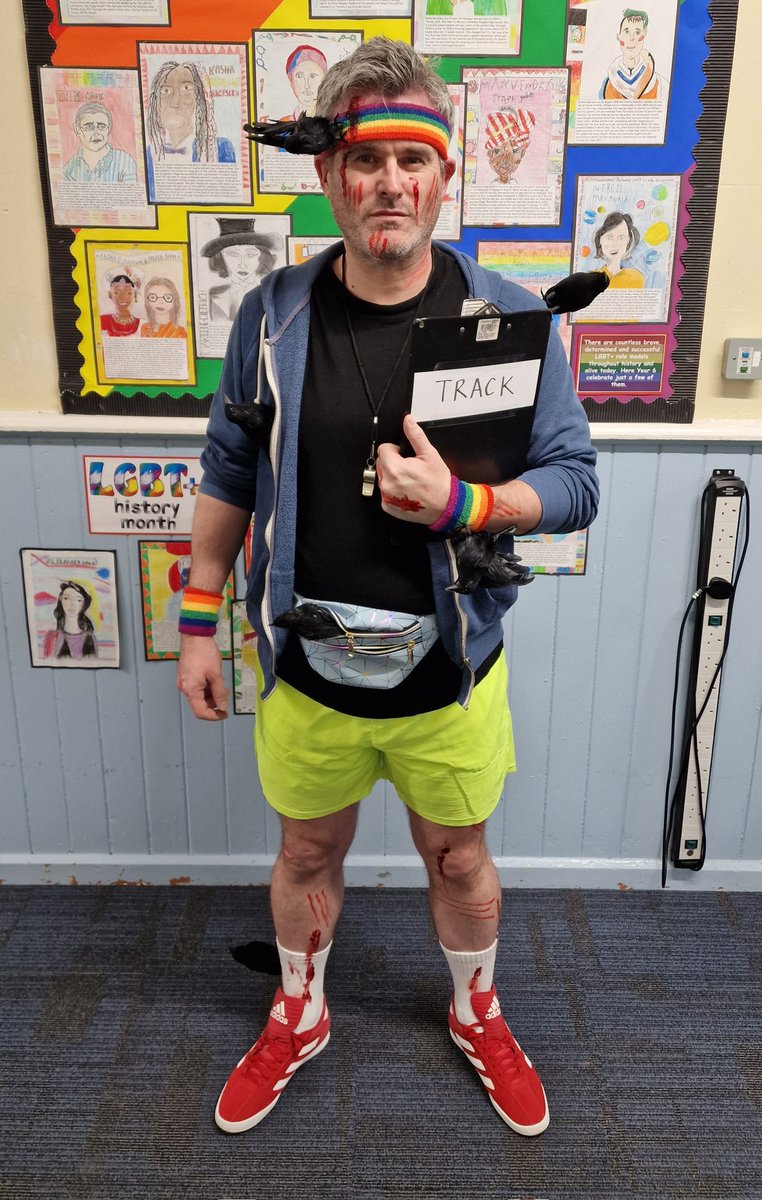 McInnesBruce's tweet photo. Mr. Canton in #FlockHorror by @JenniferKillick 🦅@WorldBookDayUK #WorldBookDay #WorldBookDay2023 https://t.co/2n8zDfzY7F