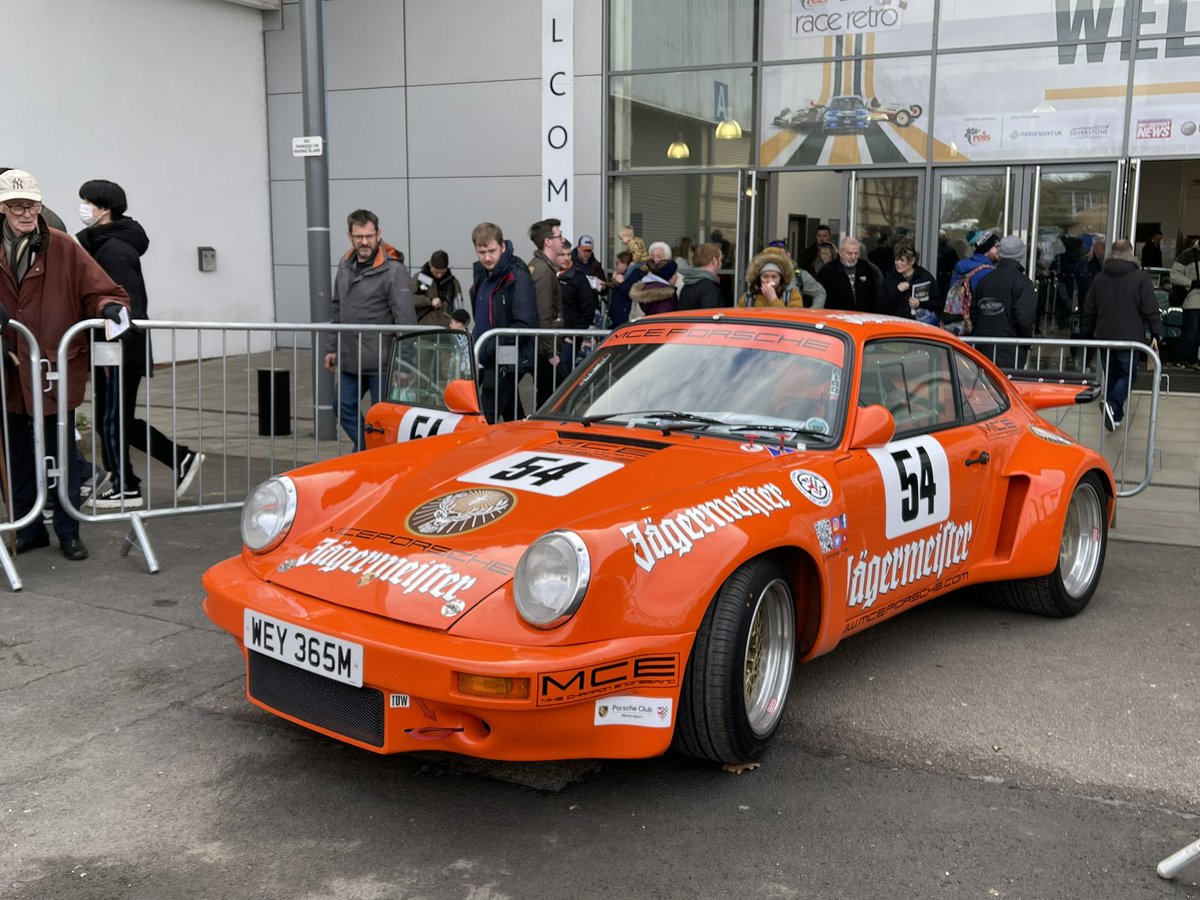 Strasseleeds's tweet image. #raceretro have a good one everybody 😀🏁