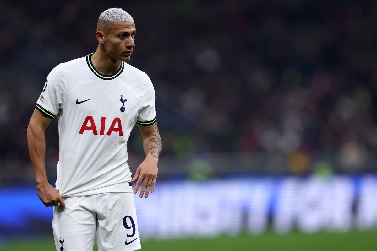 WhoScored's tweet photo. 🦶 Granit Xhaka has registered more touches in the opposition box (80) than Richarlison (42) in the Premier League this season https://t.co/ZnyTVwdvB3
