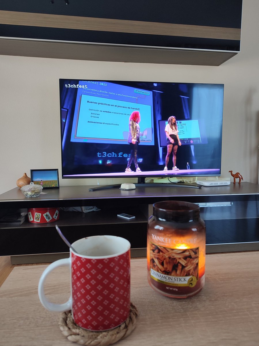 Muy interesante la charla de <a href="/carmenansio/">Carmen Ansio</a> y <a href="/marie_nei/">Marie Nei</a> sobre diseño y desarrollo. 🎨💻 #T3chFest2023