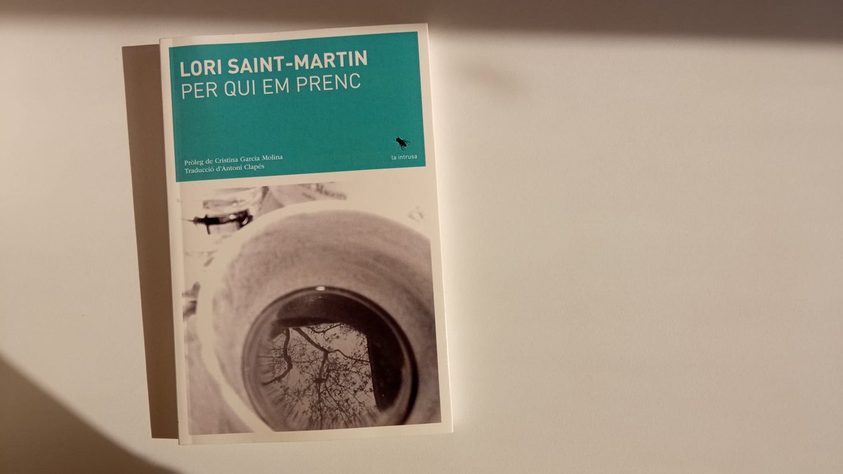 LaBreu Edicions (@labreuedicions) on Twitter photo NOVETAT! PER QUI EM PRENC
de Lori Saint-Martin a
<a href="/LaBreuEdicions/">LaBreu Edicions</a> amb pròleg de <a href="/cgarc257/">Cristina Garcia Molina</a> i traducció d’<a href="/aclapesf/">Antoni Clapés</a>
#narrativeslabreu #laintrusa Ja a llibreries! NOVETAT! PER QUI EM PRENC
de Lori Saint-Martin a
<a href="/LaBreuEdicions/">LaBreu Edicions</a> amb pròleg de <a href="/cgarc257/">Cristina Garcia Molina</a> i traducció d’<a href="/aclapesf/">Antoni Clapés</a>
#narrativeslabreu #laintrusa Ja a llibreries!