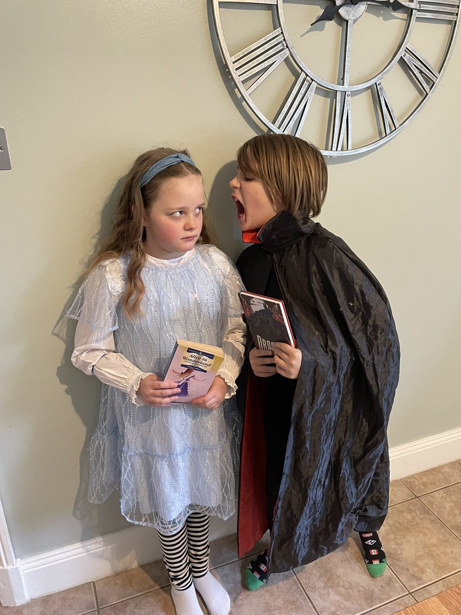 akjohnners's tweet photo. #WorldBookDay 📚❤️ https://t.co/oBLosmxXhj