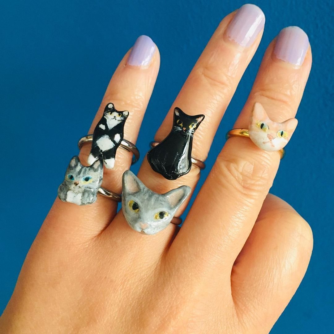 WoolwichMakers's tweet photo. Satori handcrafts the most beautiful cat-themed rings, brooches, and necklaces - so if you're a fellow feline fan, you won't be able to resist her pieces! Each piece is unique artwork capturing a particular moment of a cat's beauty.

📆 Wed 8 March
🕙 5-9pm
📍The Green Goddess https://t.co/lbNSIqmXbK