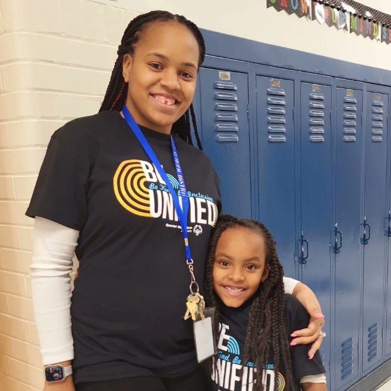 Harlan_Elem's tweet photo. Vision is the art of seeing what is invisible to others. ~JSwift
The Harlan Family proudly unites with the vision of GOING ALL IN(clusive). There is such power in simply accenting the ABILITY. What a meaningful moment in the inclusion revolution. #BeKind #BeIncusive #BeUnified https://t.co/eR7cAuMuwH