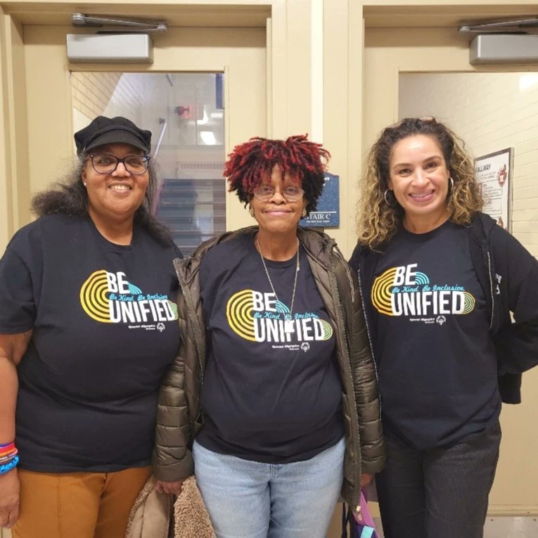 Harlan_Elem's tweet photo. Vision is the art of seeing what is invisible to others. ~JSwift
The Harlan Family proudly unites with the vision of GOING ALL IN(clusive). There is such power in simply accenting the ABILITY. What a meaningful moment in the inclusion revolution. #BeKind #BeIncusive #BeUnified https://t.co/eR7cAuMuwH
