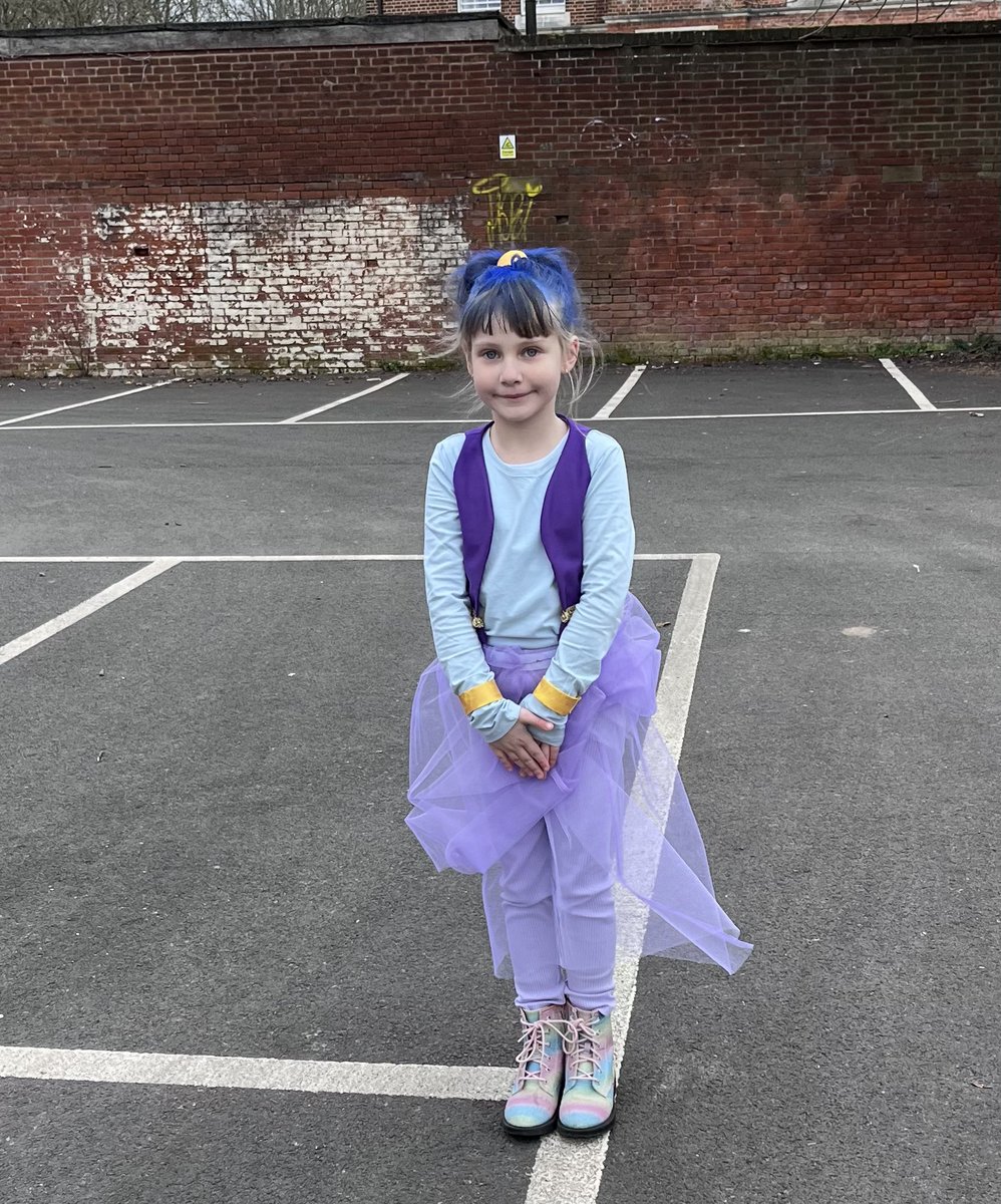 nclshly's tweet photo. Belated world book day feat. Bingo the Genie! @Matty_Long #superhappymagicforest https://t.co/mWm2vLdx9a