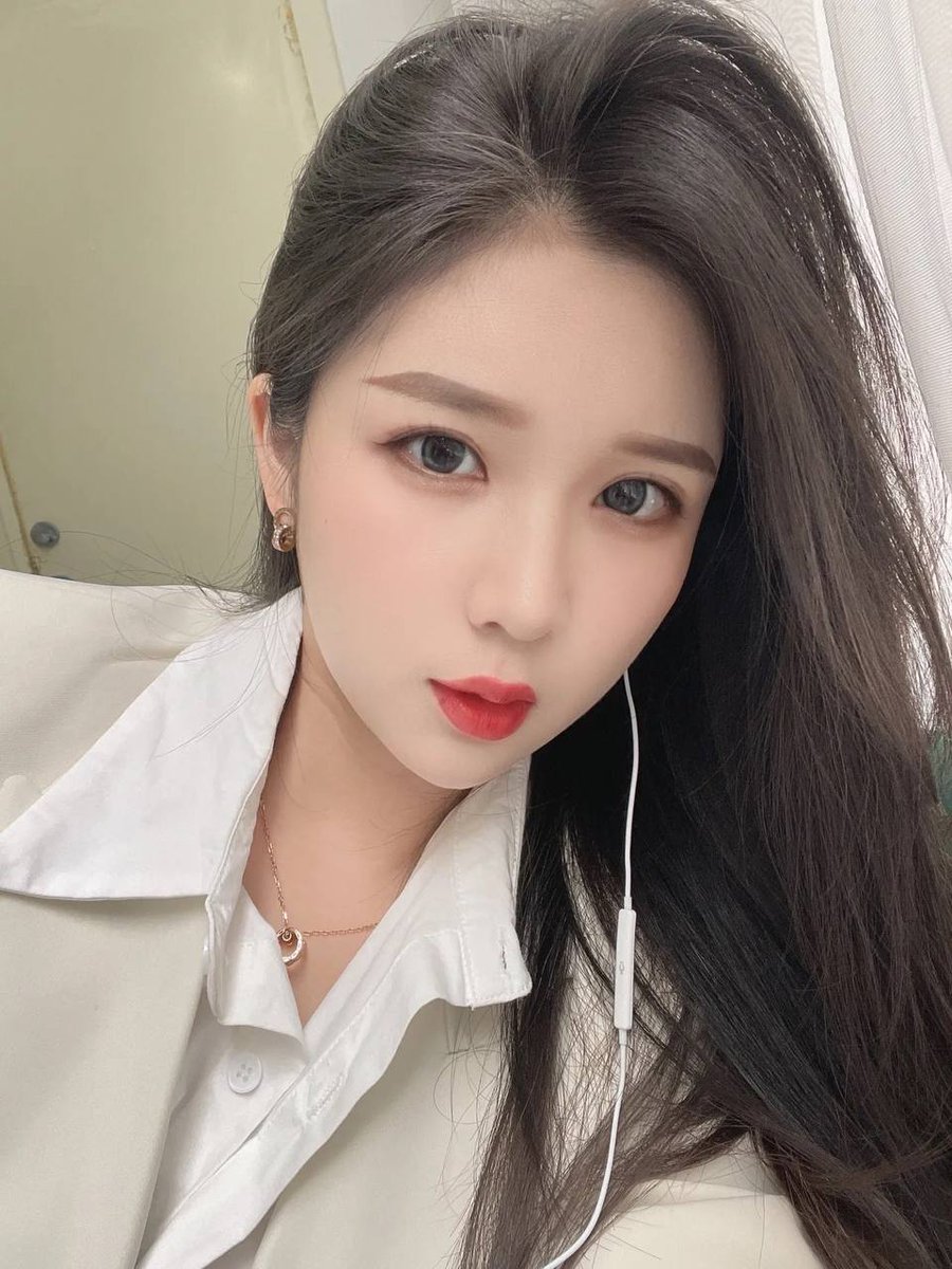 vegiking747's tweet photo. 有想我妹嗎？ https://t.co/Z4RT7S7SZx