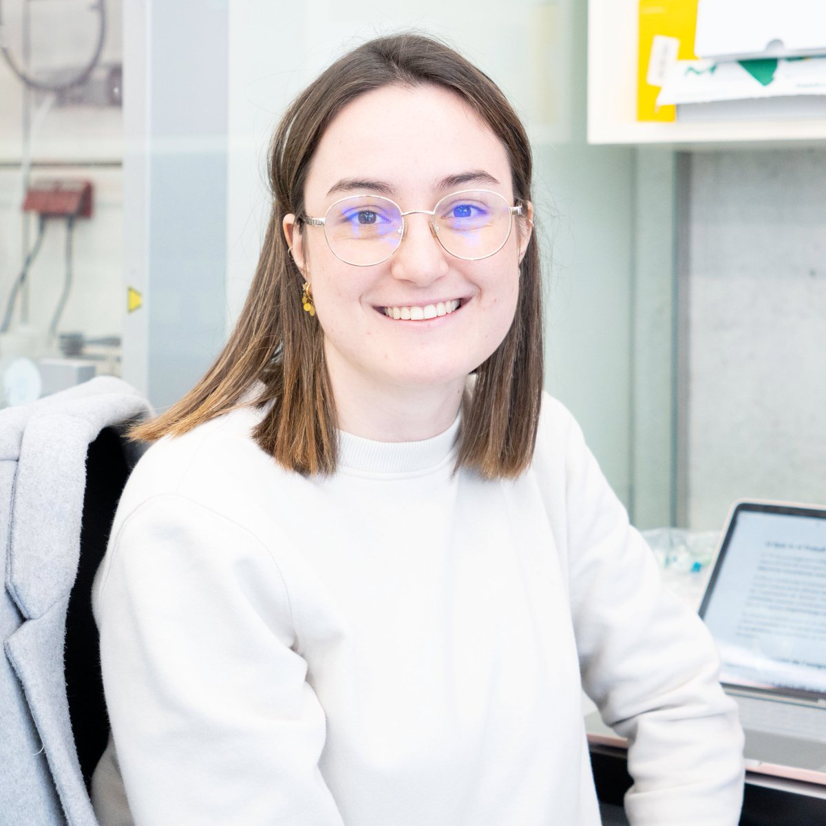 Perez_Temprano's tweet photo. This week, we welcomed Marta Romero (not on Twitter yet) who after being a ICIQ-La Caixa Fellow last summer in our group, she has joined us again to carry out her bachelor thesis! We are very excited to have you back! @ICIQchem https://t.co/BZbDskcLlN