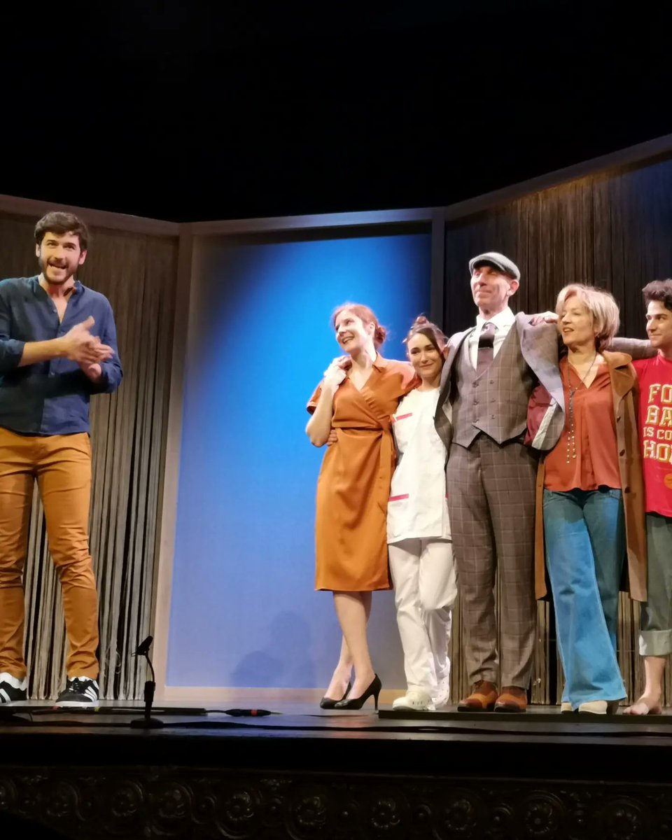 🏵️ Bonjour, comment allez-vous 🏵️

Une belle soirée avec mes amies <a href="/SoniaDAGOTOR/">Sonia DAGOTOR</a> et Eve Pocholle au théâtre et au restaurant 🧡

Nous avons eu la chance d'aller voir la sublime pièce de théâtre adaptée du livre La Chambre des Merveilles de <a href="/JulienSandrel/">Julien Sandrel</a>

instagram.com/p/CpUkda3qq6d/…