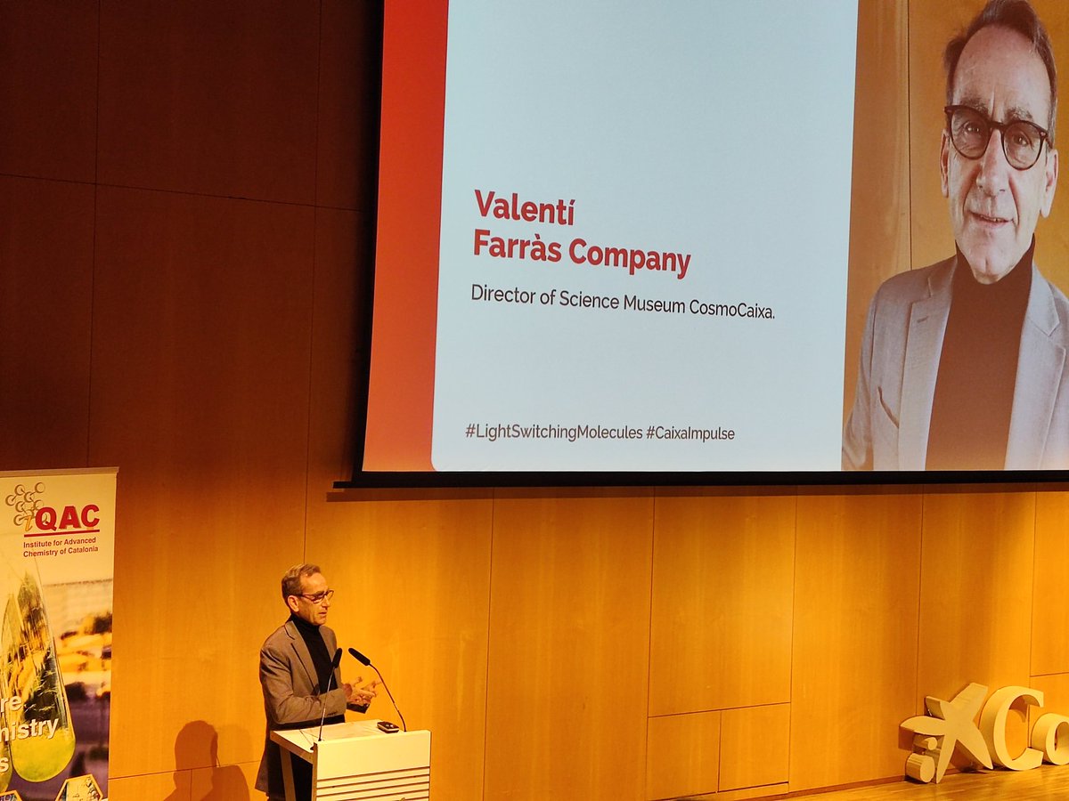 IQAC_CSIC's tweet photo. Valentรญ Farrร s, director of @CosmoCaixa opens the workshop #LightSwitchingMolecules, and welcomes its 60+ participants: researchers, entrepreneurs as well as representatives of pharma and medtech industry interested in #photopharmacology
๐ก๐#PhotoHeart #CaixaImpulse https://t.co/6LQ1g3ZltD