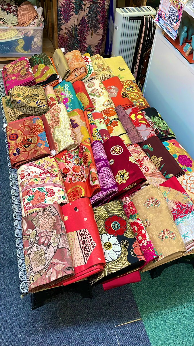 アンティークの帯も本日入りました！