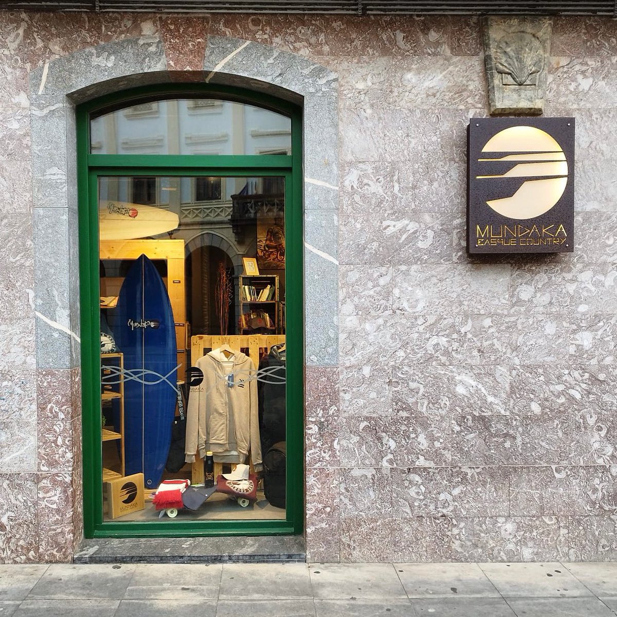 Welcome to MBC

#MundakaBC #Mundaka #BasqueCountry #MBC #Fashion #Surf &amp; #More